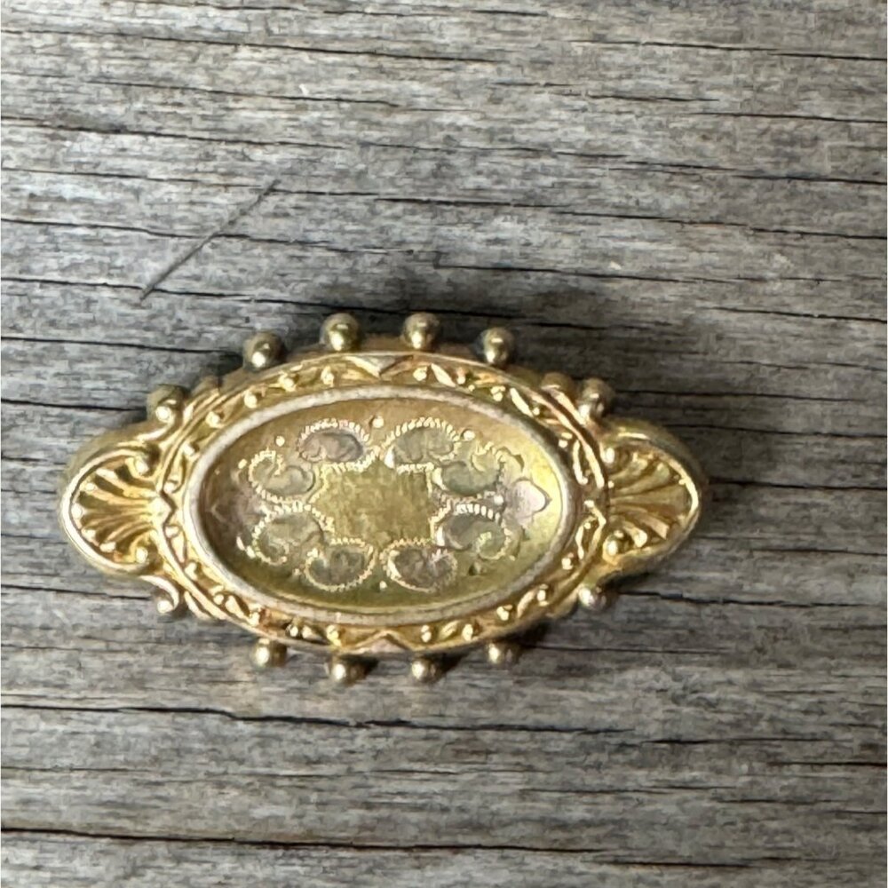 Victorian Hayward 12K Gold Filled GF Victorian Oranate Brooch